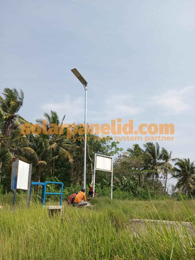 Lampu Tenaga Surya Denpasar