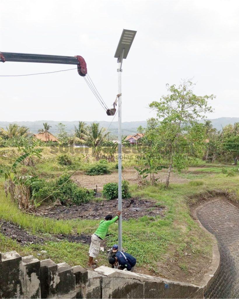 Jual Lampu Tenaga Surya Lumajang
