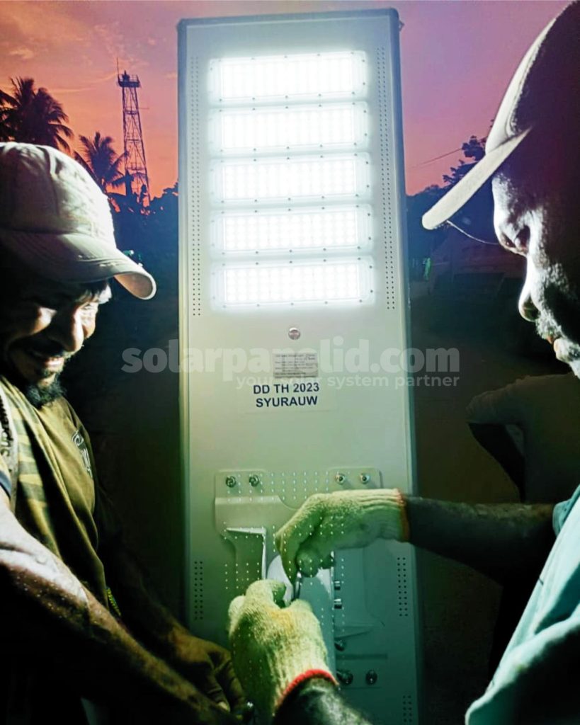 Jual Lampu Tenaga Surya Gerung