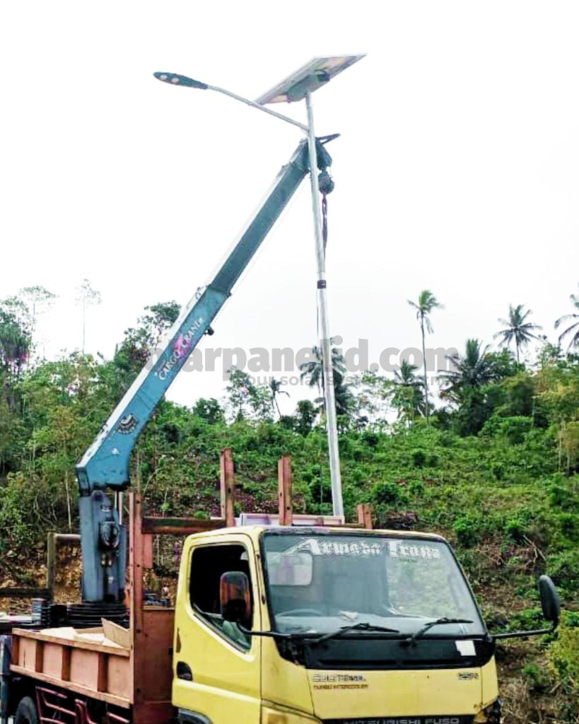 Jual Lampu Tenaga Surya Muna