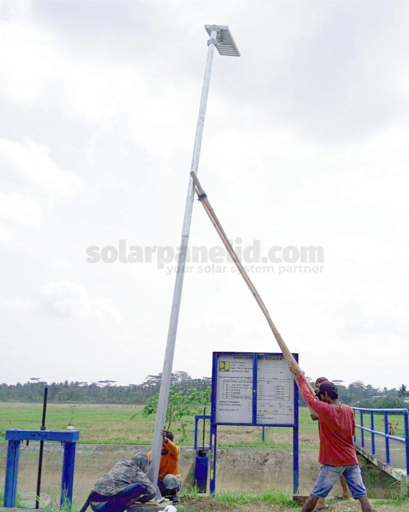 Jual Lampu Tenaga Surya Murung Raya