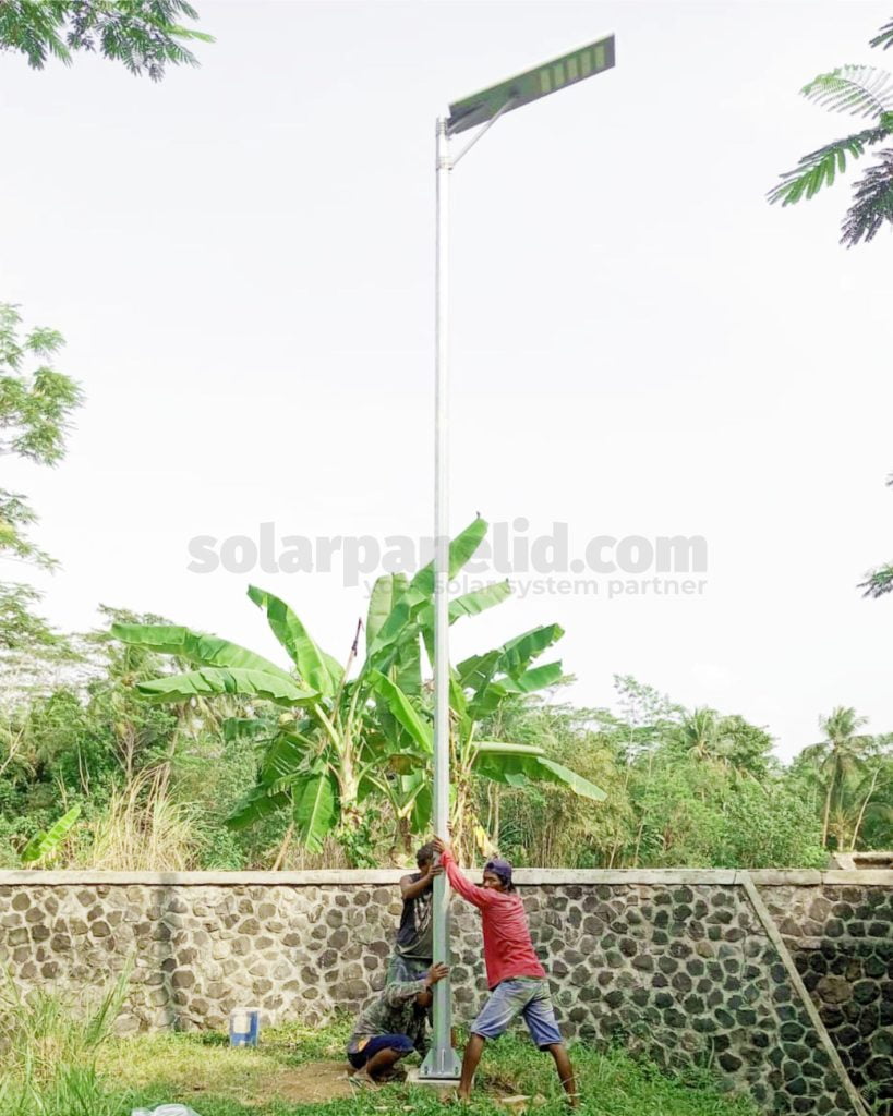 Jual Lampu Tenaga Surya Palu